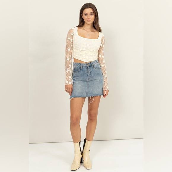 24B. Floral Lace Square Neck Line Top - Cream - Picture 3 of 4